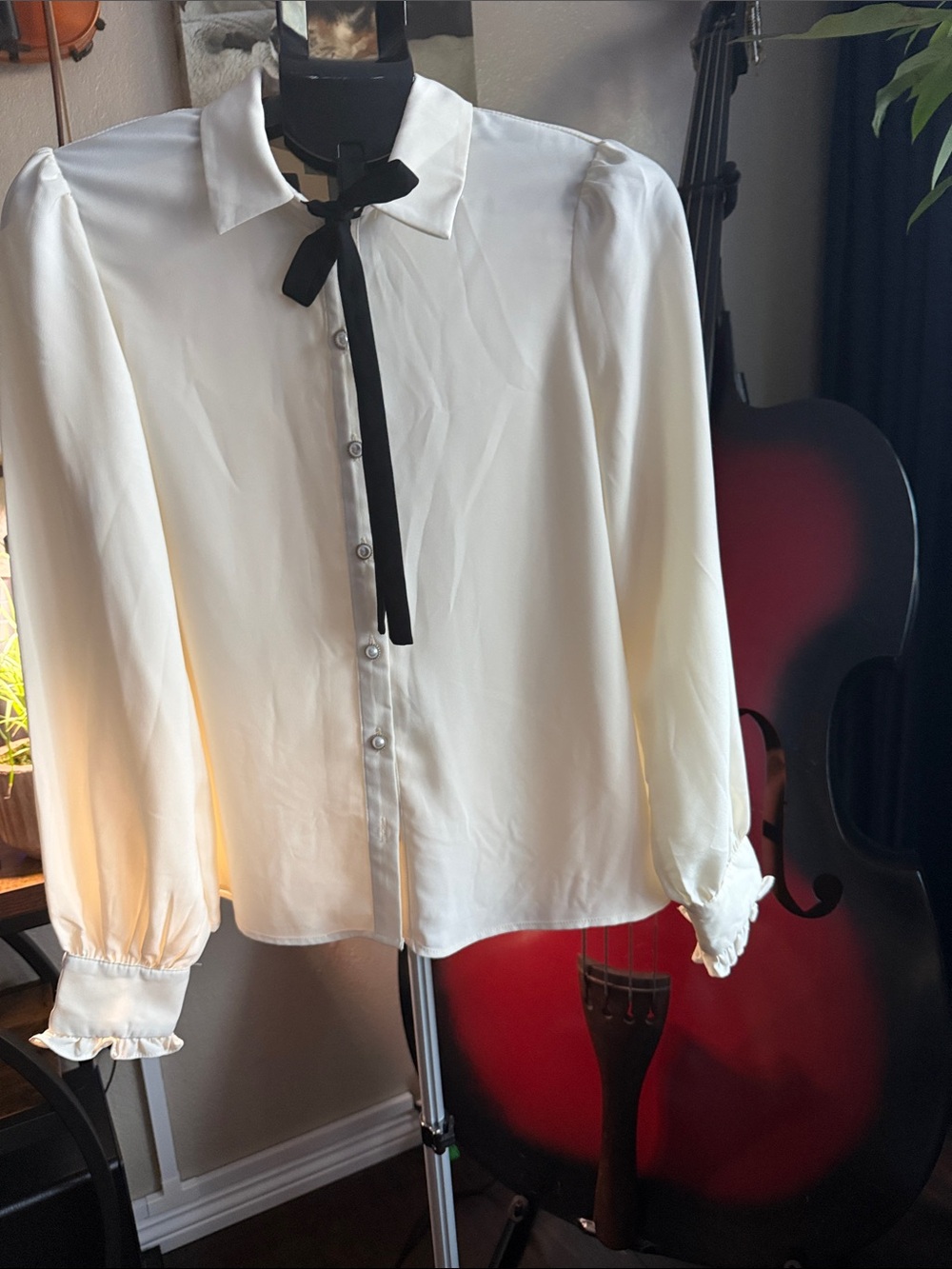 Rachel Zoe White Long-Sleeve Button-Up Blouse with Black Bow